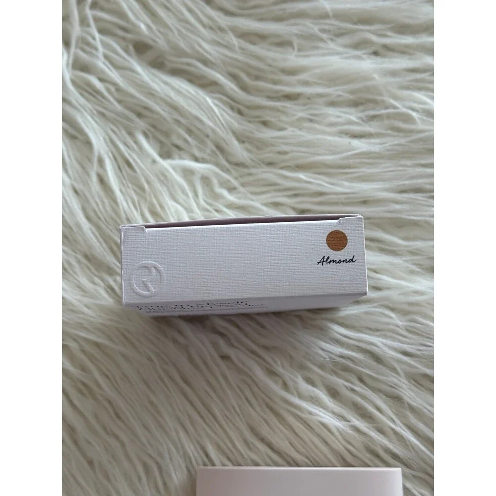 Rare Beauty True to Myself Tinted Pressed Talc-Free Finishing Powder Almond